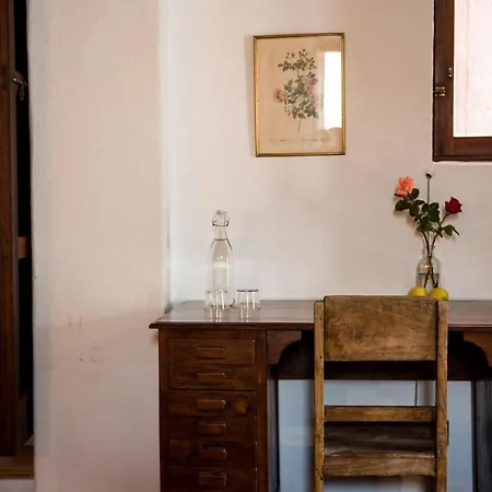 Elegant With Private Pool & Hot Tub, Ibiza 1010 Βίλα