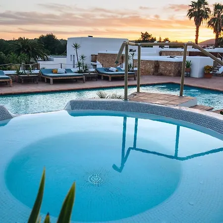 Elegant With Private Pool & Hot Tub, Ibiza 1010 * Santa Eulària des Riu
