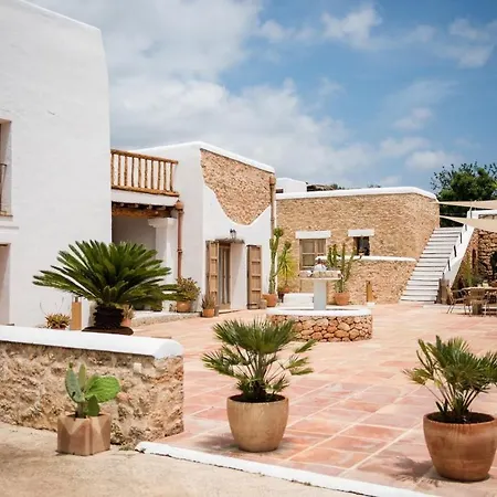 Elegant With Private Pool & Hot Tub, Ibiza 1010 Villa *