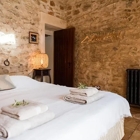 Elegant With Private Pool & Hot Tub, Ibiza 1010 *