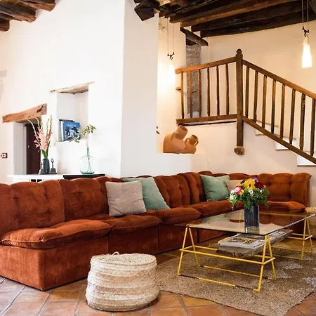 Villa Elegant With Private Pool & Hot Tub, Ibiza 1010 *